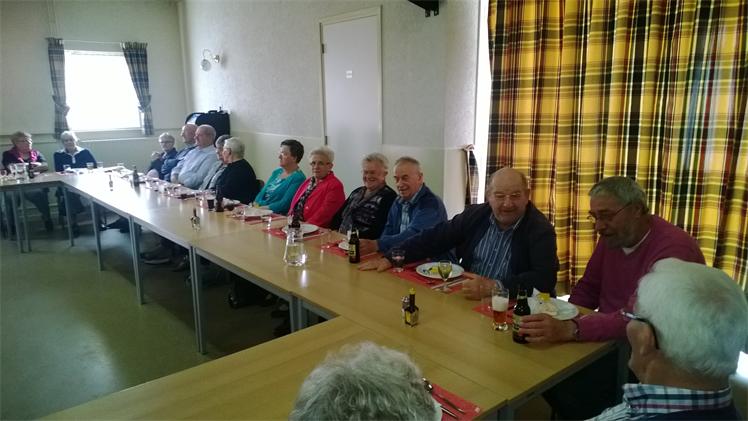 Gezellig eten met de kermis.